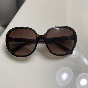 Chanel Sunglasses Tortoise Round Frames W Brown Lenses